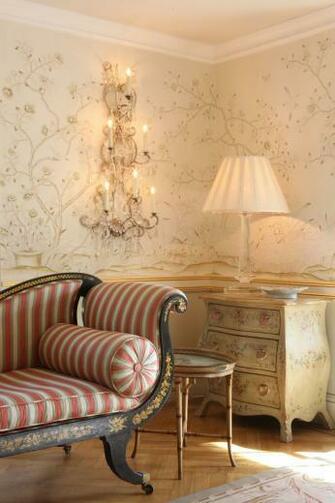 Panoramiques Wallpaper To Complement The De Gournay S