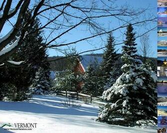 Vermont Seasonal Wallpaper