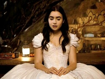 Lily Collins Image Wallpaper Photos