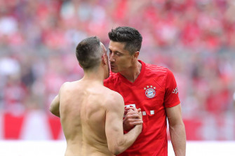 Barcelona Would Be A Good Choice For Lewandowski Says Ribery