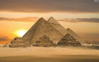 Egyptian Pyramids Wallpaper