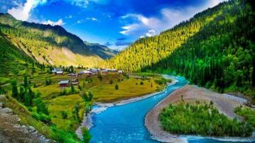 Vibrant Pakistan Home