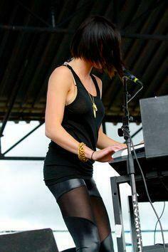 Image Sarah Barthel Hot Singer Songwriter Guitarist