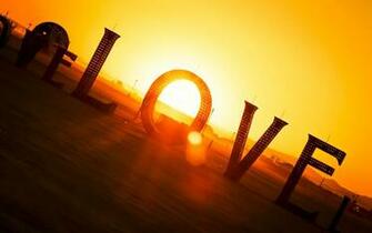 Outstanding Love Wallpaper For Couples To