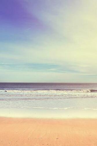 Beach Waves Background