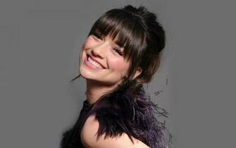 Crystal Reed Teen Wolf Desktop Background Royalwallpaper Biz