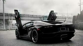 Cool Door Lamborghini Aventador Wallpaper