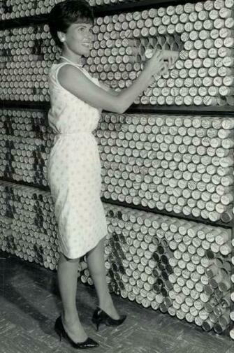 My Mom A Graphic Vintage S Shot Excellent Repetition In The Dress