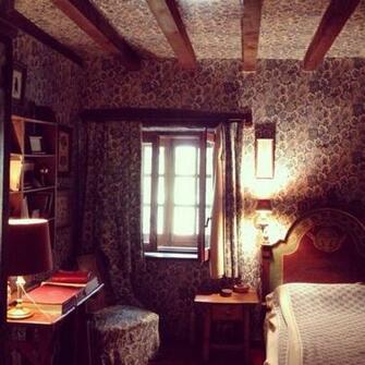 Matching Wallpaper And Curtains Nest