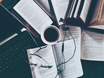 Book Aesthetic Wallpaper