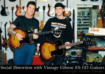Mike Ness Social Distortion