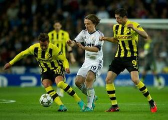 Mario Gotze Photos Real Madrid V Borussia