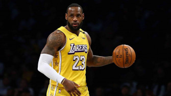 Kobe Bryant And Lebron James Shows Sportsmanship After A