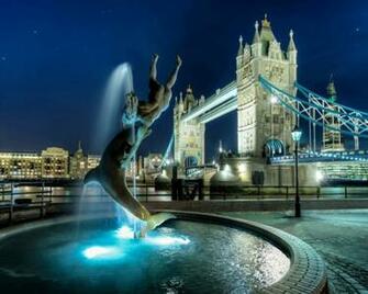 World Famous Cities Wallpaper Website Templates Bz