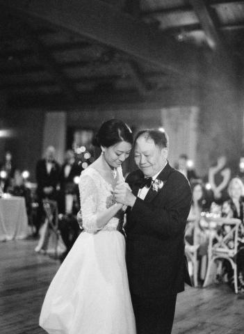 Emotional Father Of The Bride Wedding Photos That Ll Have You