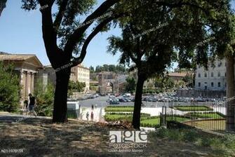 Piazza Della Bocca Verit With The Arco Di Giano In