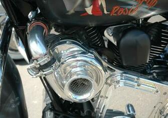 Supercharger Feeds A Pressurised Intake Chamber On The Right Via An