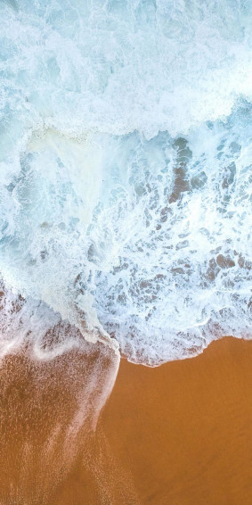 Soft White Sea Waves Beach Wallpaper