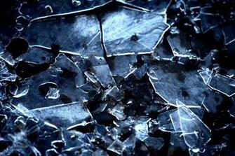 Best Shattering Glass Wallpaper