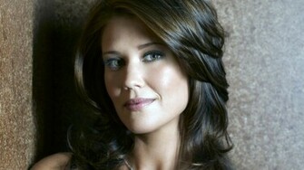 Sarah Lancaster Wallpaper Me Celebrity