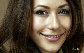 Amanda Crew Wallpaper