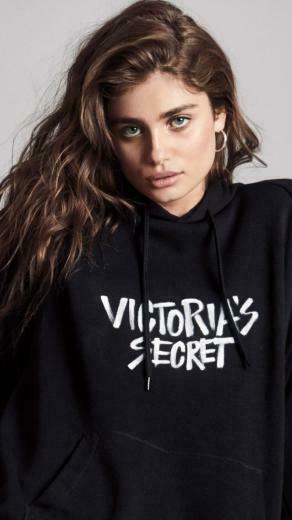 Taylor Hill Victoria Secret Model Celebrity Wallpaper