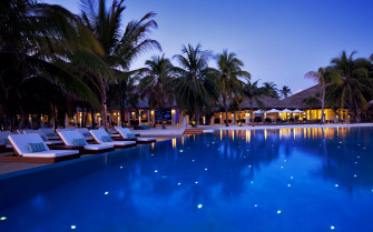 Resort HD Wallpaper