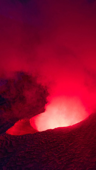 iPhone Pink Fire Smoke Wallpaper
