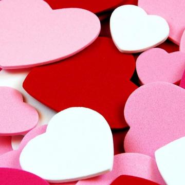 Tons Of Heart iPad Wallpaper