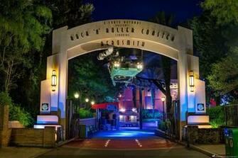 Cities City Walk Carousel Wallpaper