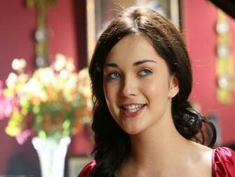 Bollywood Wallpaper Amy Jackson