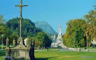 Best Our Lady Of Lourdes Wallpaper