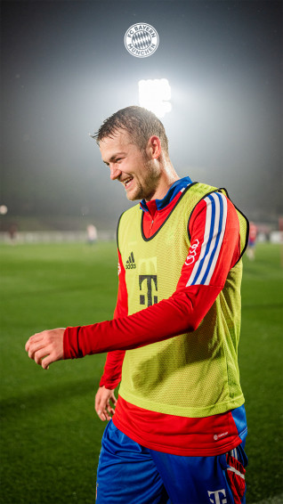 Fc Bayern Munich On Fresh Wallpaper From Training Camp