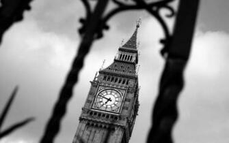 London Wallpaper Black And White All New