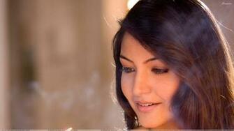 Anushka Sharma Wallpaper Background