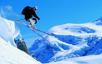 Skiing Wallpaper