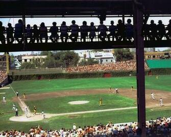 Chicago Cubs Background Catwalk At Wrigley Field
