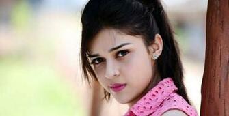 Eisha Singh Pictures