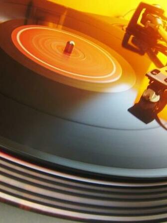 Wallpprs Turntable 4k HD Wallpaper