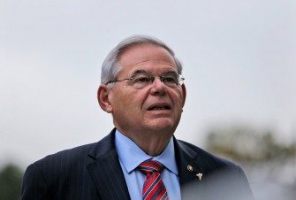 In Closing Words At Trial Of Robert Menendez Debate Over What Bribery Wallpaper