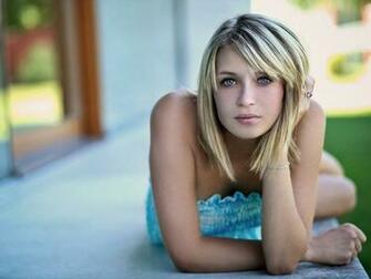 Gorgeous Blonde Desktop Pc And Mac Wallpaper