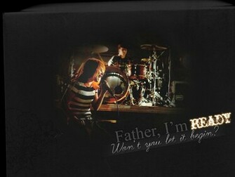 Paramore Riot Wallpaper