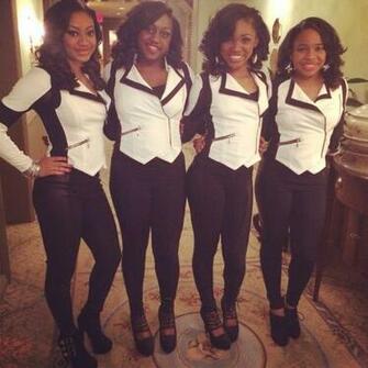 Dancing Dolls