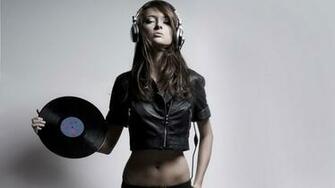 Girl Dj Wallpaper HD