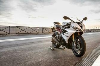 Triumph Daytona R Photo Gallery The Automotive World