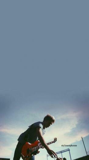 Niall Horan iPhone Wallpaper Lock Screen