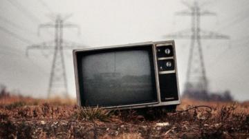 Tv Set Wallpaper Dumped Old For