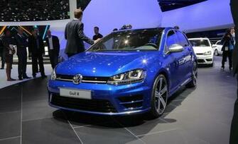 Volkswagen Golf R Photo
