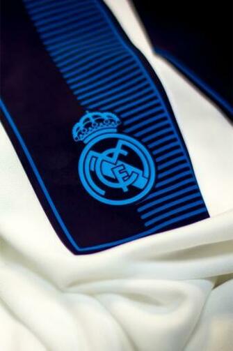 Real Madrid Badge iPhone Wallpaper And 4s