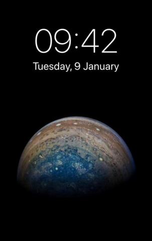 Set My iPhone Wallpaper To A Beautiful Picture Of Jupiter R
